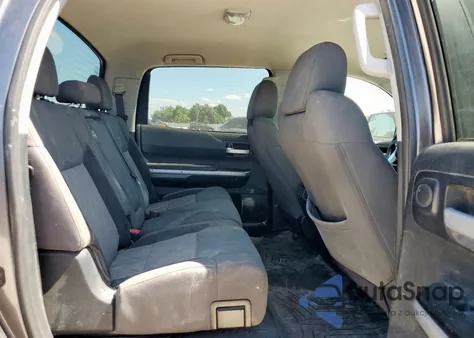 2017 Toyota Tundra Crewmax Sr5 из США, поврежденный, VIN 5TFEM5F12HX119436